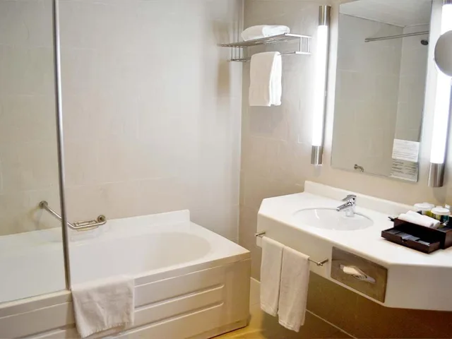 جناح عائلي، Holiday Villa Hotel and Residence City Centre Doha 5/8