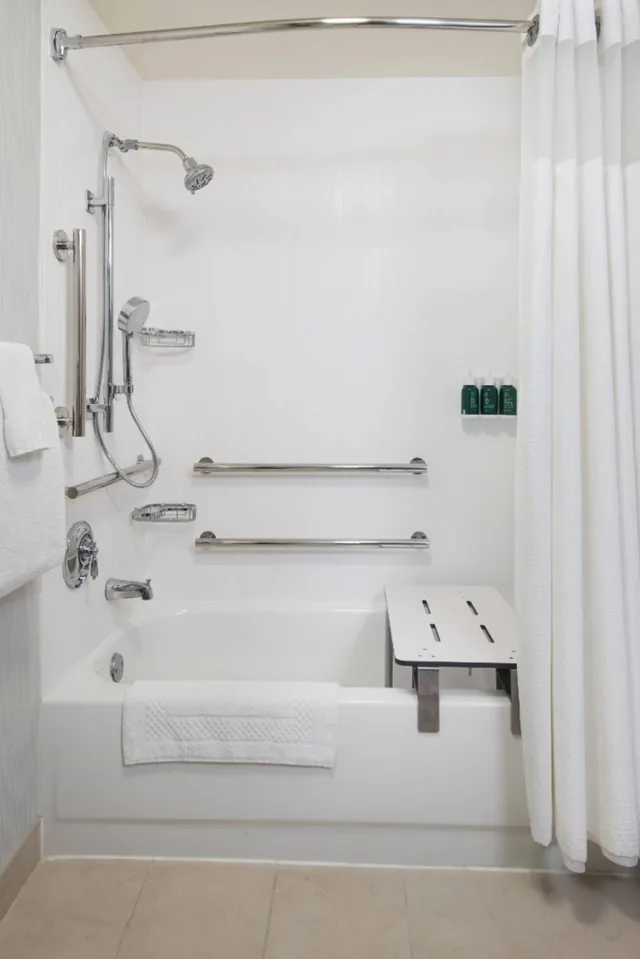 جناح بسرير كينج لذوي الإعاقة، Sonesta Select Laguna Hills Irvine Spectrum 2/2