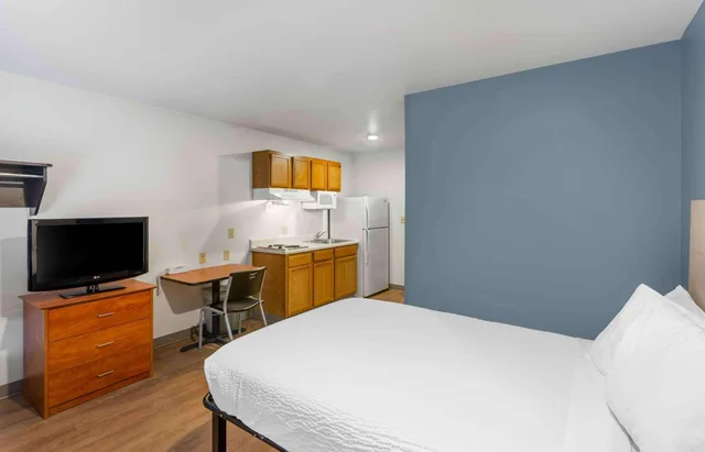 Standard, Double Bed, Extended Stay America Select Suites - Ogden 4/6