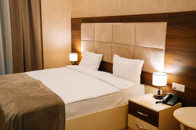 غرفة سوبيريور ثلاثية بسريرين منفصلين بإطلالة على المدينة بغرفة نوم واحدة، The Clocktower Hotel 2/10