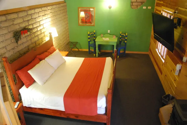 غرفة تنفيذية بإطلالة على الحديقة، The Lodge At Creel 1/1