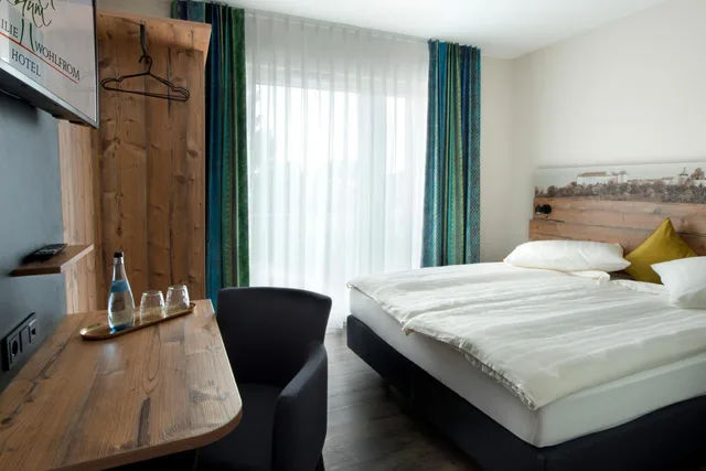 غرفة قياسية مع أريكة، Hotel Zum Grunen Baum 1/1