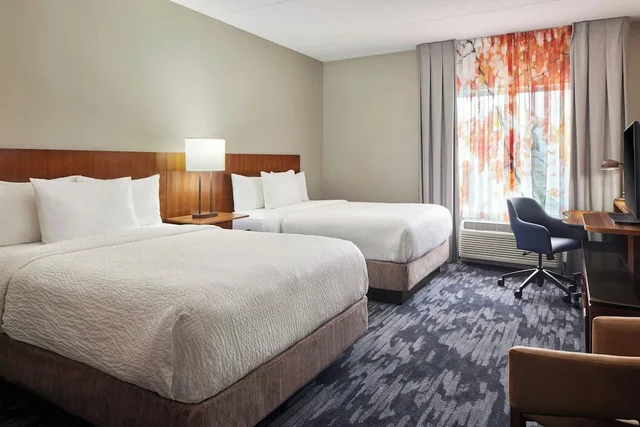 غرفة بسريرين كوين لذوي الإعاقة، Fairfield Inn And Suites Stafford Quantico 2/3