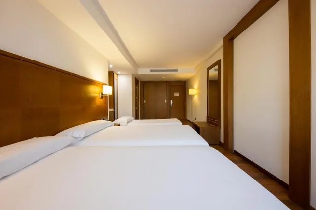 غرفة قياسية بسرير مزدوج أو سريرين منفصلين، Thalasso Cantabrico Las Sirenas 1/3