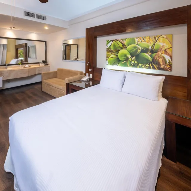 Standard, Queen Bed, Resort View، Krystal Grand Nuevo Vallarta All Inclusive 10/10