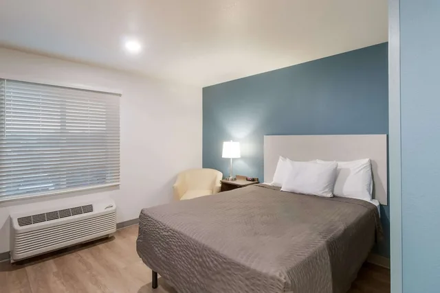 غرفة قياسية بسرير كوين، WoodSpring Suites Mesa Chandler 1/5
