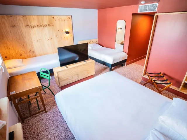 غرفة عائلية بسريرين مزدوجين، greet hotel Montpellier Aéroport Parc des Expos 6/10