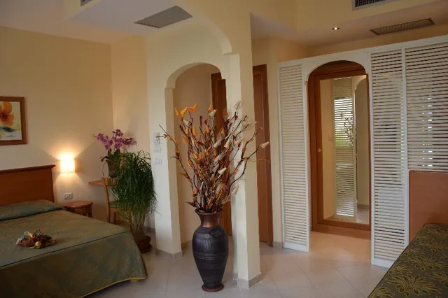 Junior Suite, Sea Side، Tirreno 2/4