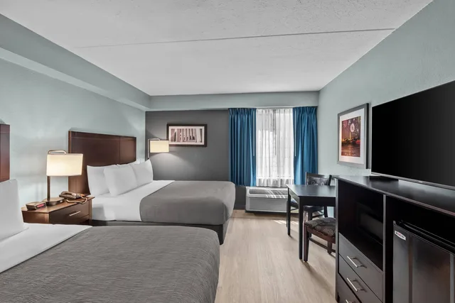 غرفة رباعية بسريرين كوين، Quality Inn near Potomac Mills 2/5