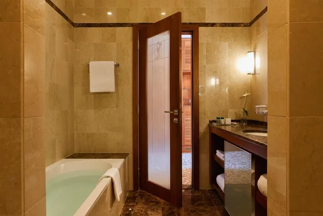 غرفة ديلوكس بسرير كينج بإطلالة على البحر مع سرير إضافي، Hotel Palace Portoroz 4/4