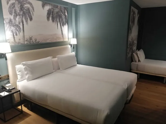 Deluxe, Triple, Luze Castellana Hotel 2/2