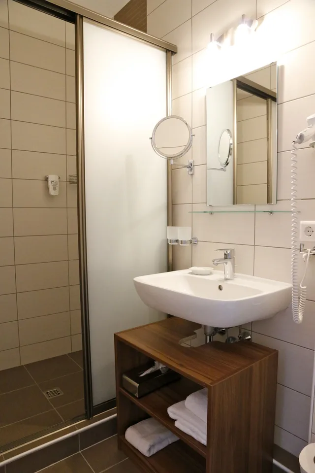 غرفة رباعية، Hotel Markgrafler Hof 6/6