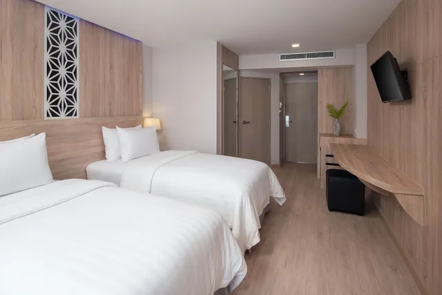 Deluxe, Double Bed, Rodina Beach Hotel 4/10