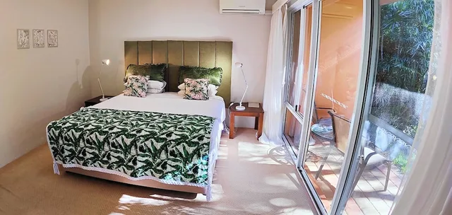 غرفة فاخرة بسرير كينج بإطلالة على الحديقة، MARGARET RIVER BED AND BREAKFAST 10/10