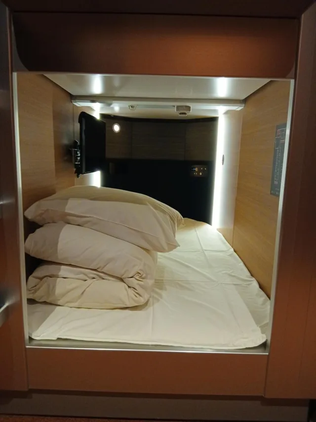 New Deluxe, Capsule, Single Bed، Capsule inn Osaka - Caters to Men 1/2