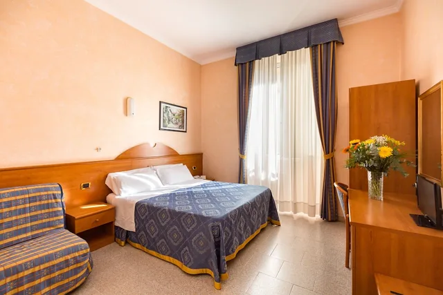 غرفة أساسية ثلاثية بسرير مزدوج، Baltic Hotel 1/3