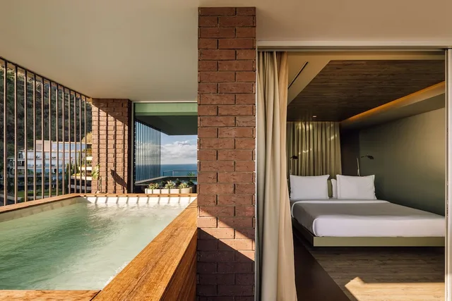 Pool, Suite, King Bed, Sofa، Saccharum Resort by Savoy Signature 3/3