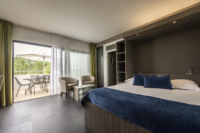 جناح بريستيج بسريرين مزدوجين وأسرّة بطابقين، Suite Home Porticcio 1/5