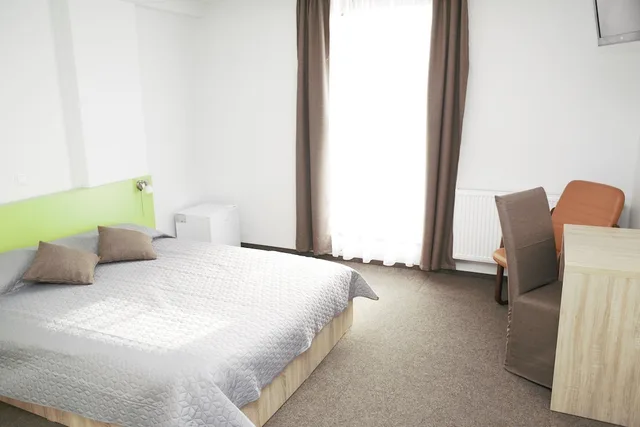 Classic, Queen Bed, Hill View، Vila William's 1/6