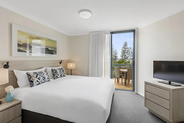 2 Bedrooms, Apartment, Ocean View, Oaks Gold Coast Calypso Plaza Suites 1/2