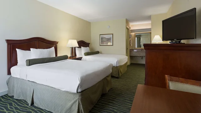 غرفة قياسية بسريرين كوين يُسمح فيها بالحيوانات الأليفة، Best Western Point South 8/10