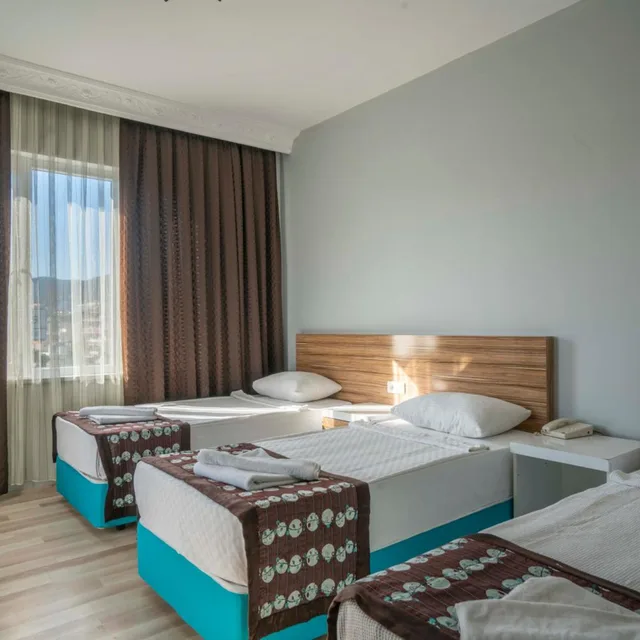 غرفة ثلاثية بشرفة، Aslan Corner Hotel 9/10