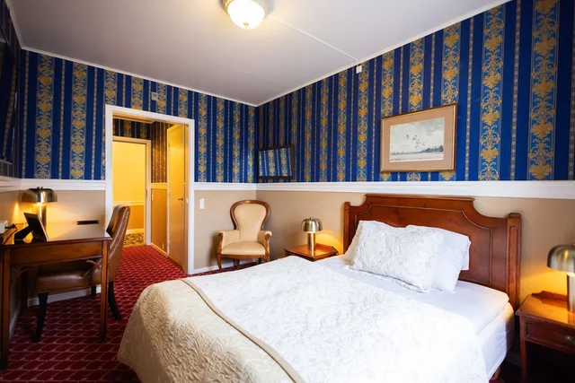 غرفة قياسية بسريرين منفصلين، Milling Hotel Plaza 1/6