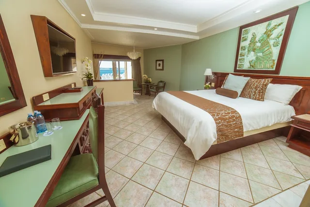 جناح جونيور بسرير كينج، Estero Beach Hotel & Resort 2/7