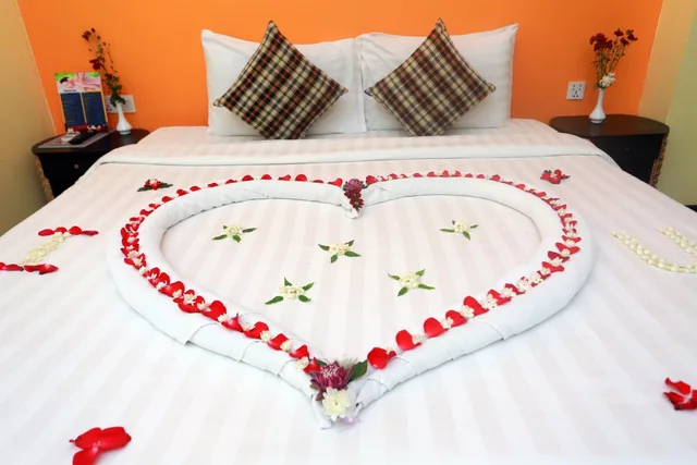 غرفة ديلوكس بسرير مزدوج بشرفة، Central Indochine D Angkor Hotel 6/10