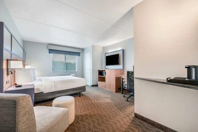غرفة بسرير كينج لذوي الإعاقة، Americinn By Wyndham Baudette 4/8