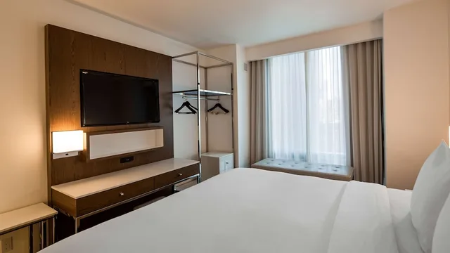 غرفة قياسية بسرير كينج لذوي الإعاقة، Best Western Premier Empire State Hotel 5/10