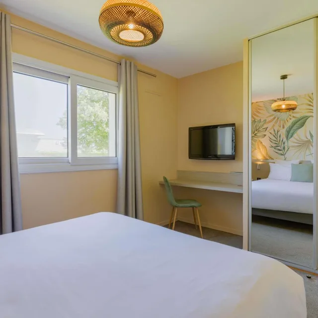 Apartment, Double Bed, Mercure Lyon Est Villefontaine 1/8