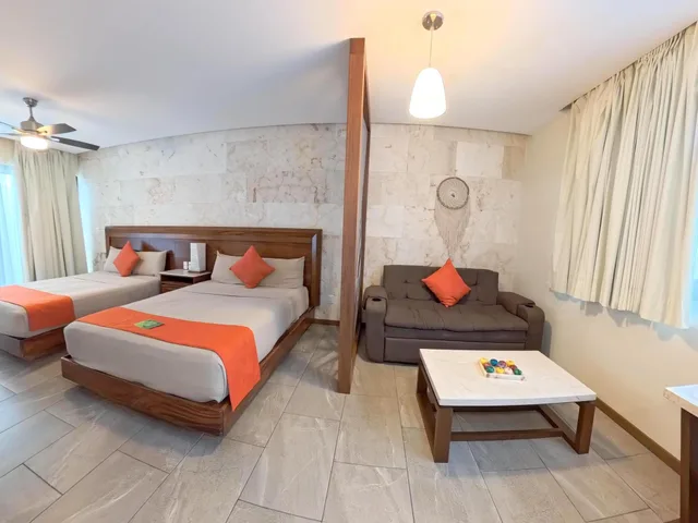 Comfort, Suite, Multiple Beds، Grand Fifty Suites 5/10
