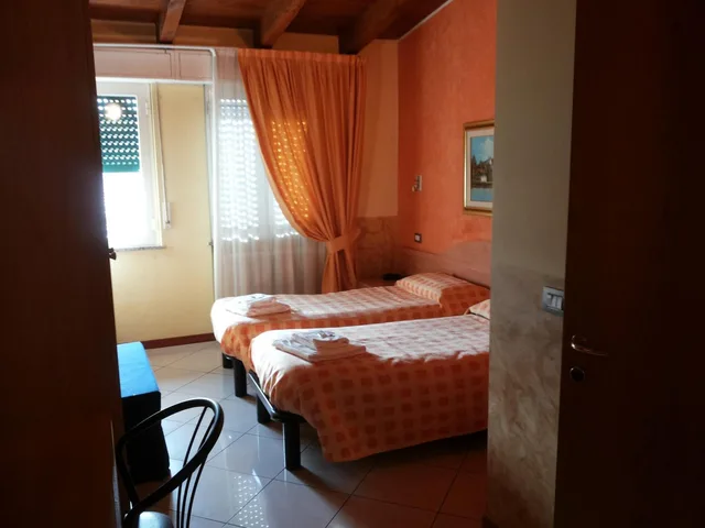 غرفة بسريرين منفصلين، Hotel Le Querce 3/10