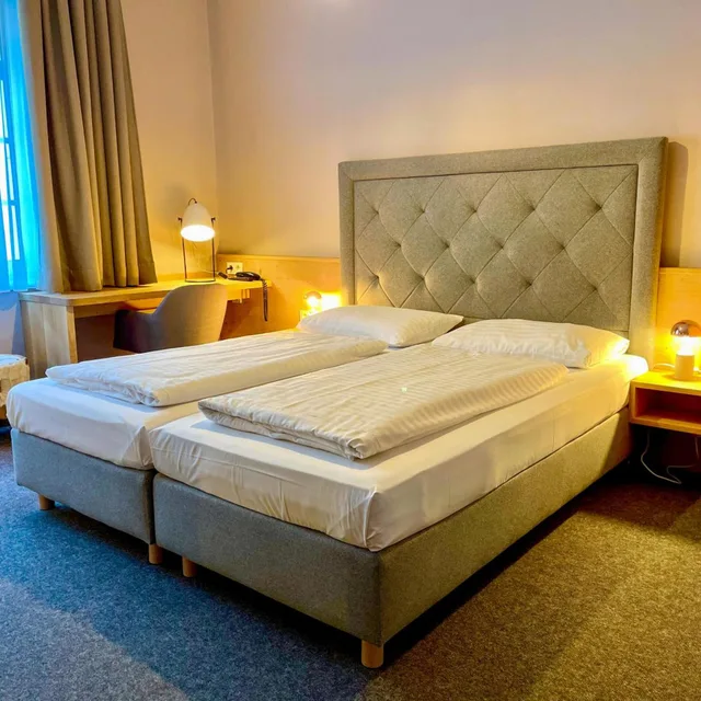 Room, Triple, Markus Sittikus Hotel Sigl Gmbh 2/8