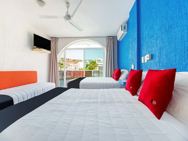 غرفة أساسية بسريرين مزدوجين، Capital O Hotel El Mejicano Acapulco 1/3