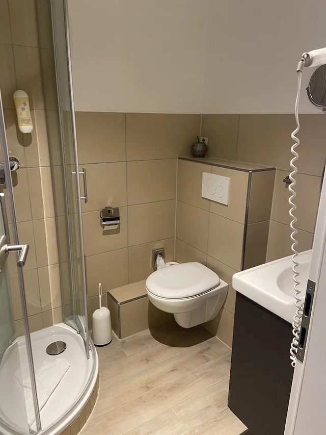 غرفة كومفورت بسريرين كينج، Hotel Petersens Landhaus Scharbeutz 7/7