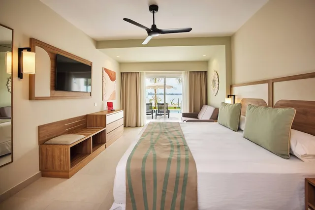Double Room Ocean Front DBMB، RIU Negril All Inclusive 5/8