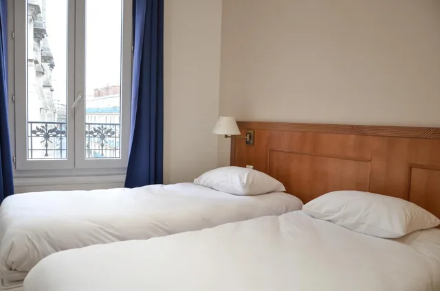 غرفة بسريرين منفصلين، HOTEL DE LA PERDRIX ROUGE 5/8