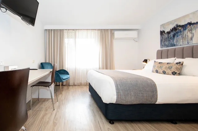 غرفة بسرير كوين، NEW ENGLAND MOTOR LODGE 1/2