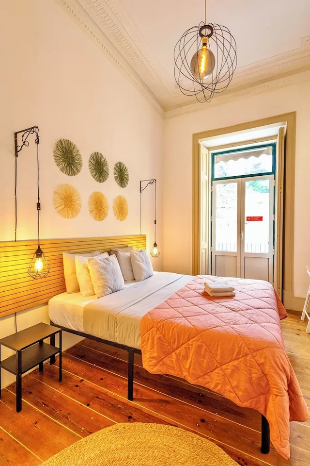 غرفة كومفورت بسرير مزدوج بإطلالة على الفناء بشرفة بحمام مشترك، Ambiente Hostel 2/9