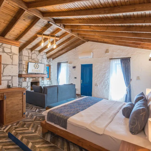جناح جونيور، RISUS GARDEN MARINA HOTEL KUSADASI 5/10