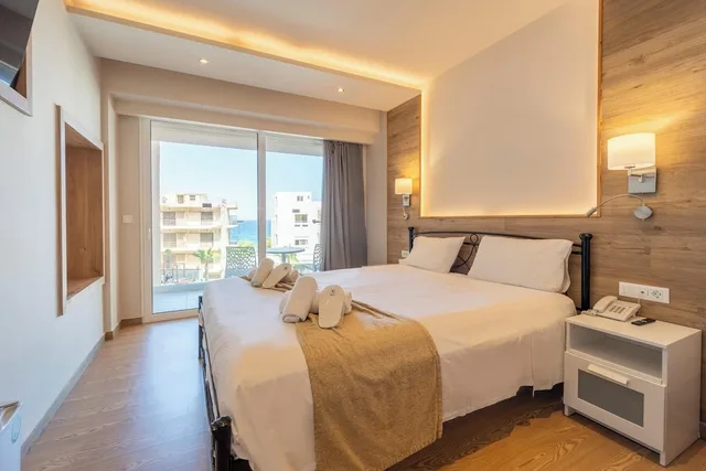 غرفة بإطلالة على المسبح، Arte Hotel 7/10