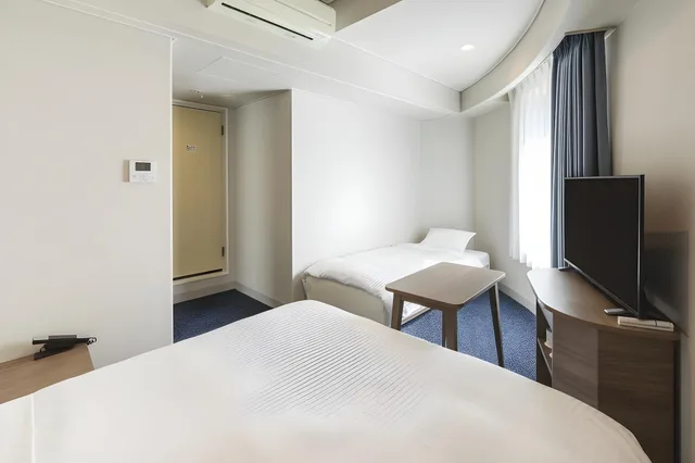 غرفة كومفورت بسرير مزدوج مع أريكة، Sotetsu Fresa Inn Tokyo-Toyocho 1/1
