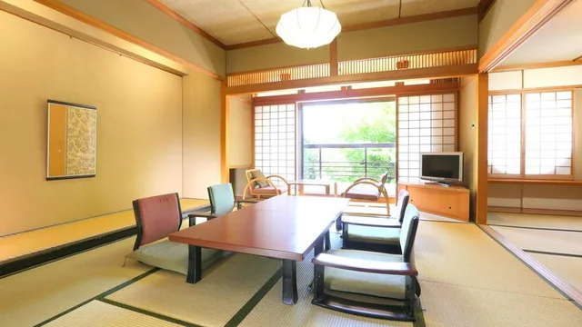 غرفة يابانية، Okuyugawara Onsen Hotel Sansuirou 1/1