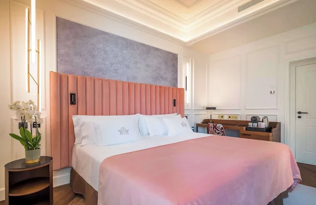 Plus, Deluxe، Palacio Gran Via a Royal Hideaway Hotel 3/7