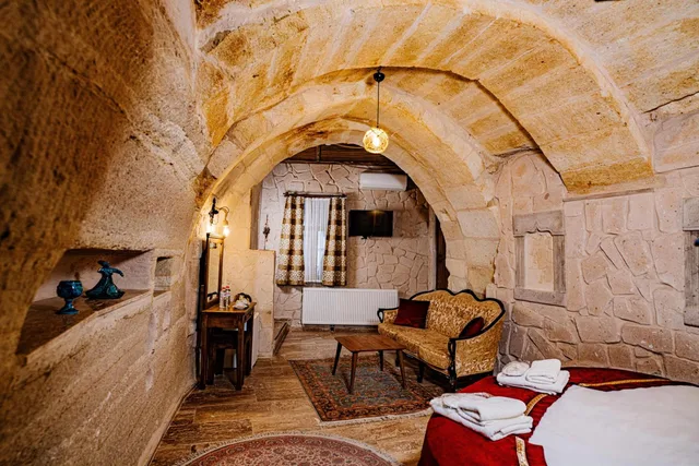غرفة ديلوكس بسرير كينج بحوض استحمام، Cappadocia Caves Hotel 2/5