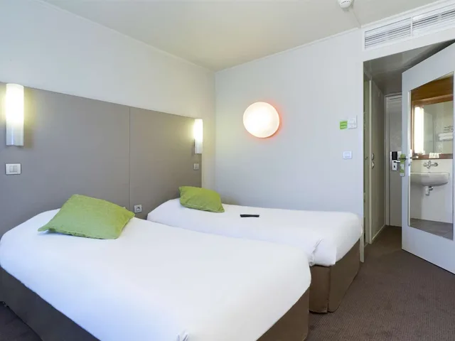 غرفة قياسية بسريرين منفصلين، CAMPANILE VILLENEUVE SUR LOT - PUJOLS 3/10
