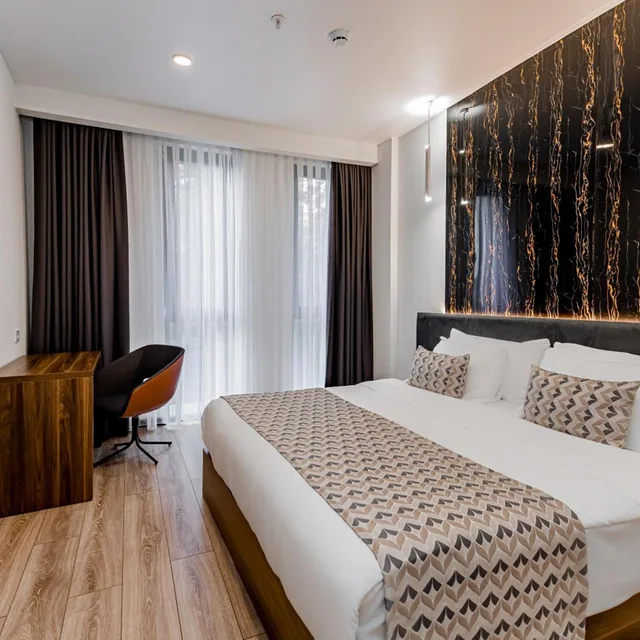 Standard, King Bed, Kutaisi Inn 2/8