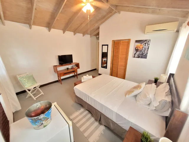 استوديو شهر العسل بسرير كينج، Ellen Bay Inn 1/2